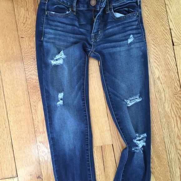 AMERICAN EAGLE Ripped Jeans - Picture 2 of 5